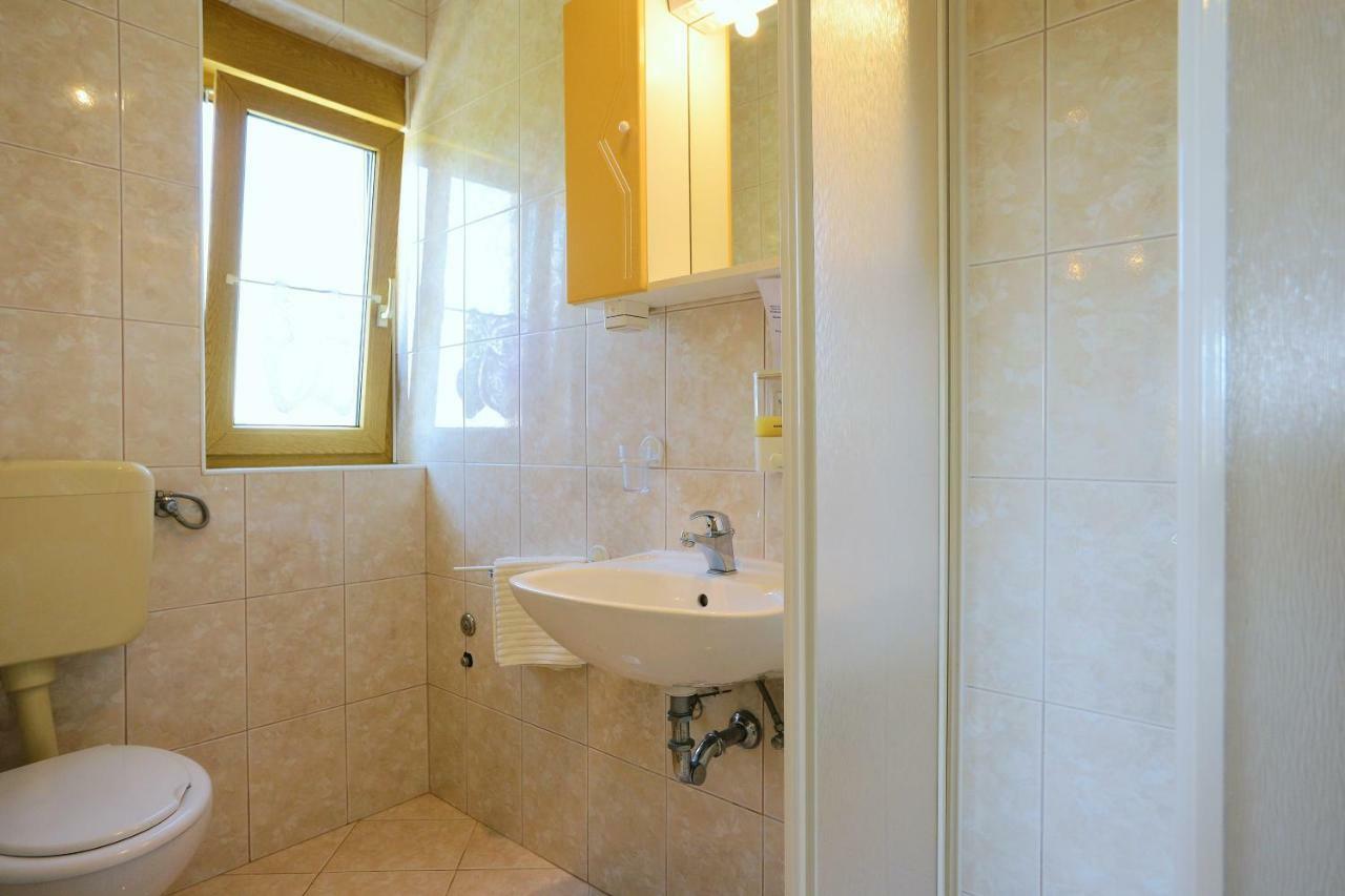 Ferienhaus Tomic Nedeščina Екстериор снимка