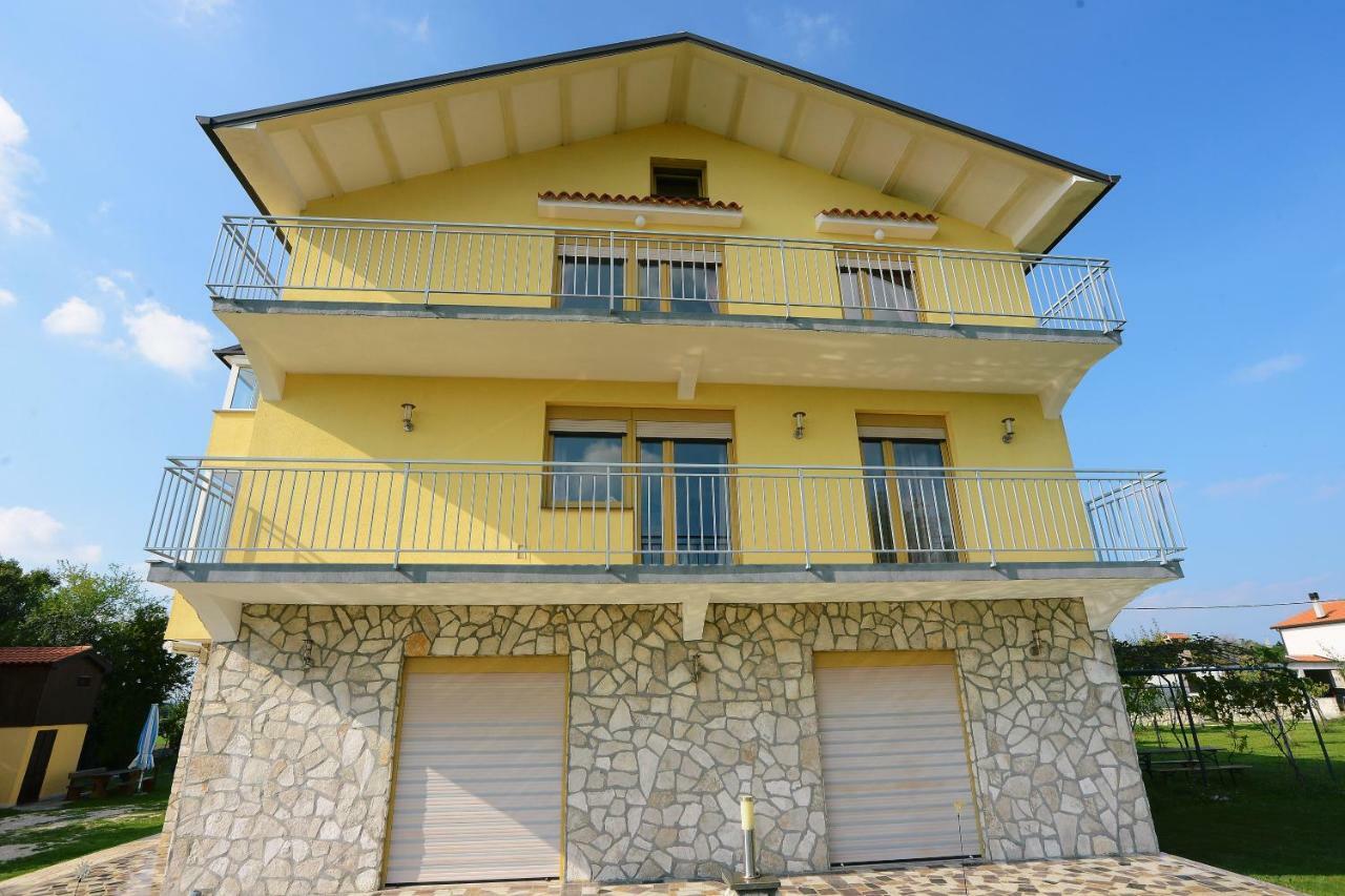 Ferienhaus Tomic Nedeščina Екстериор снимка