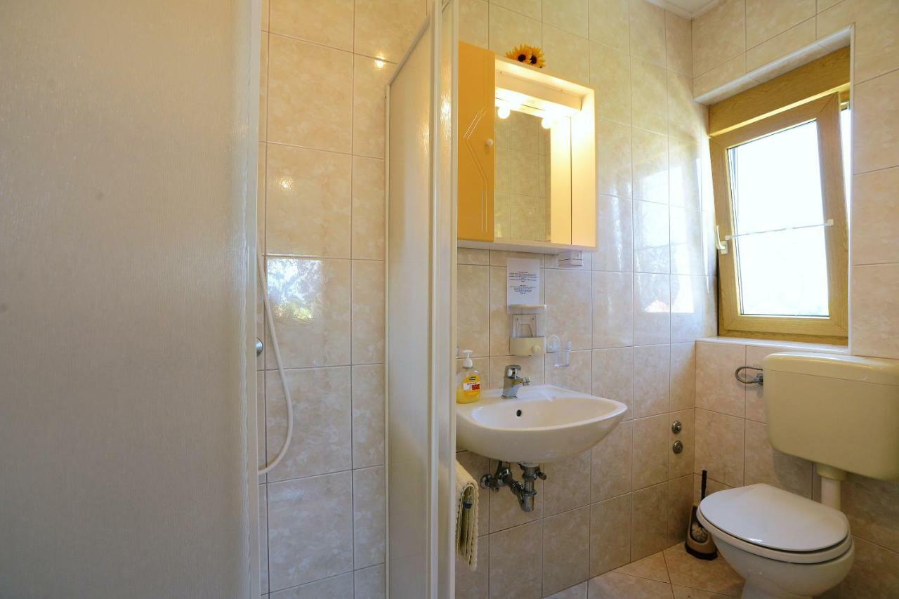 Ferienhaus Tomic Nedeščina Екстериор снимка