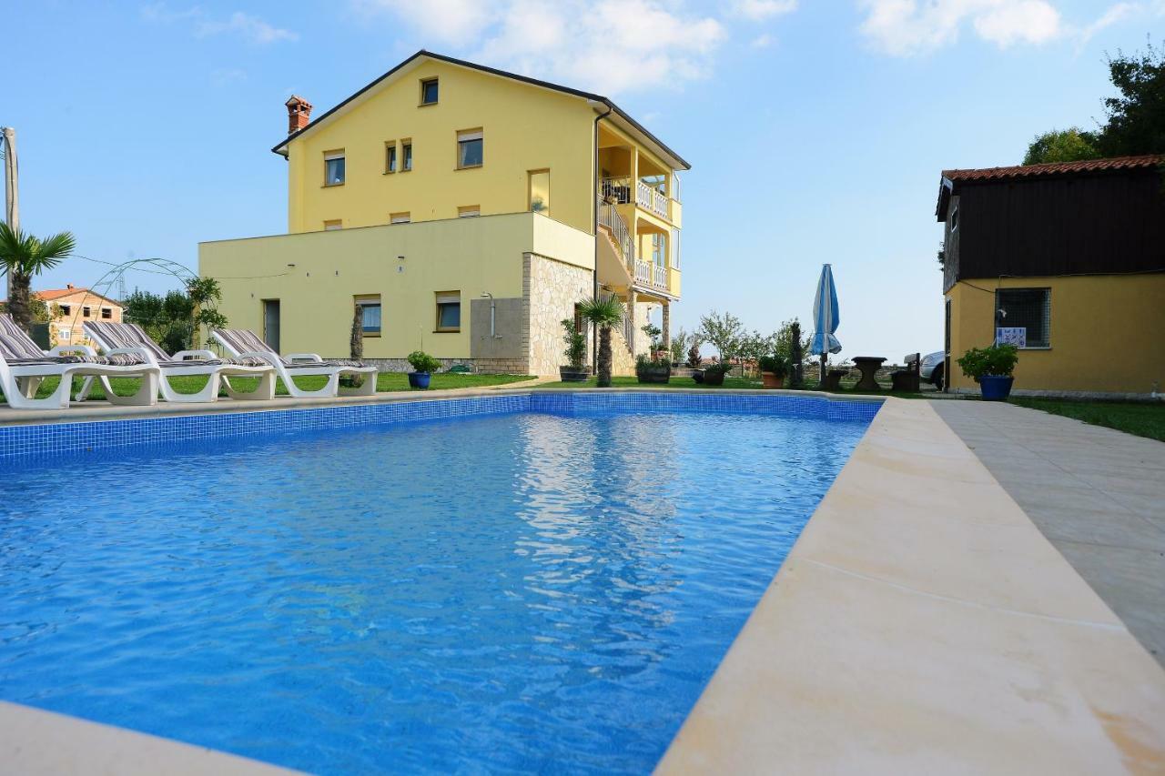 Ferienhaus Tomic Nedeščina Екстериор снимка