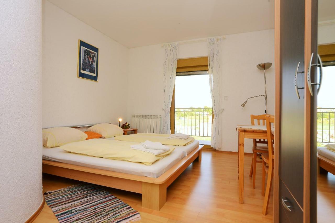 Ferienhaus Tomic Nedeščina Екстериор снимка