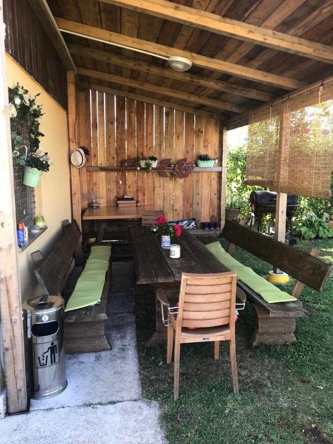 Ferienhaus Tomic Nedeščina Екстериор снимка